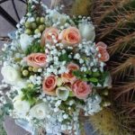 Bridal boquets peach and white